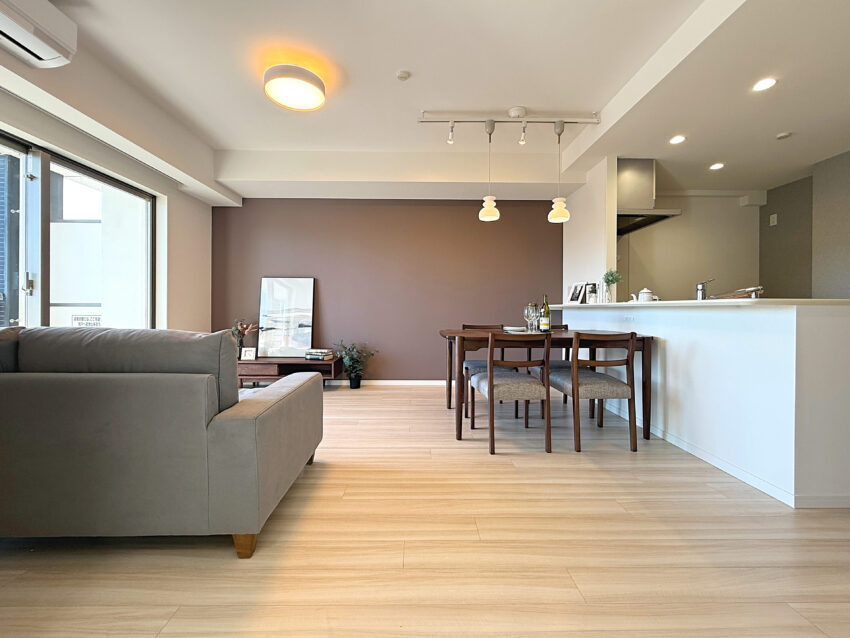 プレシス川口（20）