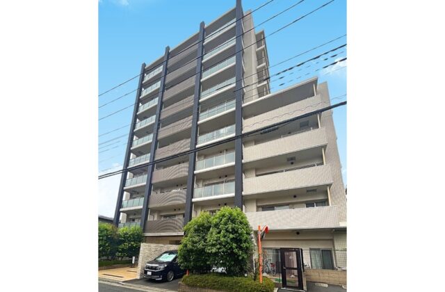 プレシス川口