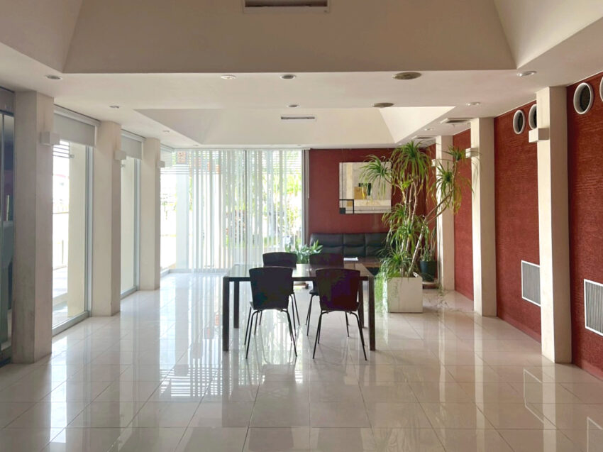 ミオビエント豊崎（8）